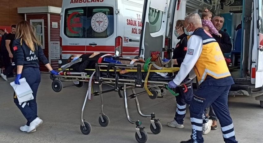 Bursa’da trafik kazası; 1’i çocuk 4 yaralı