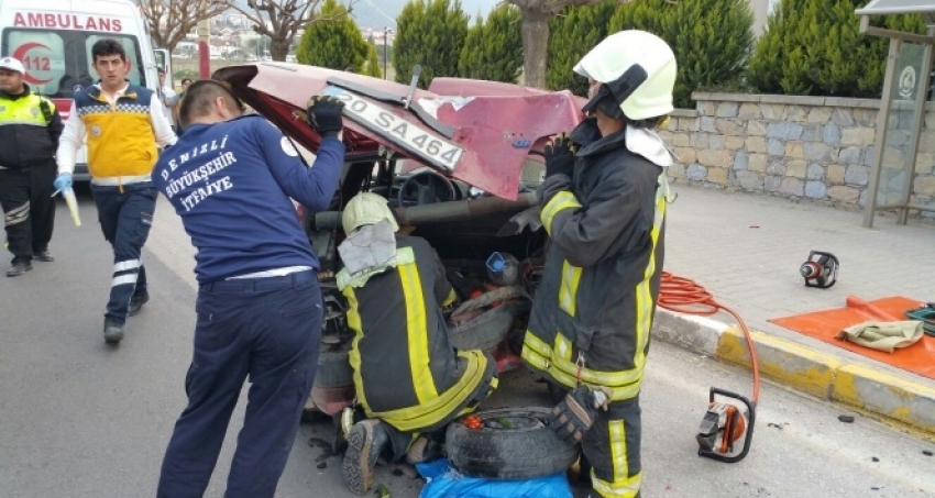 Denizli'de trafik kazası: 6 yaralı
