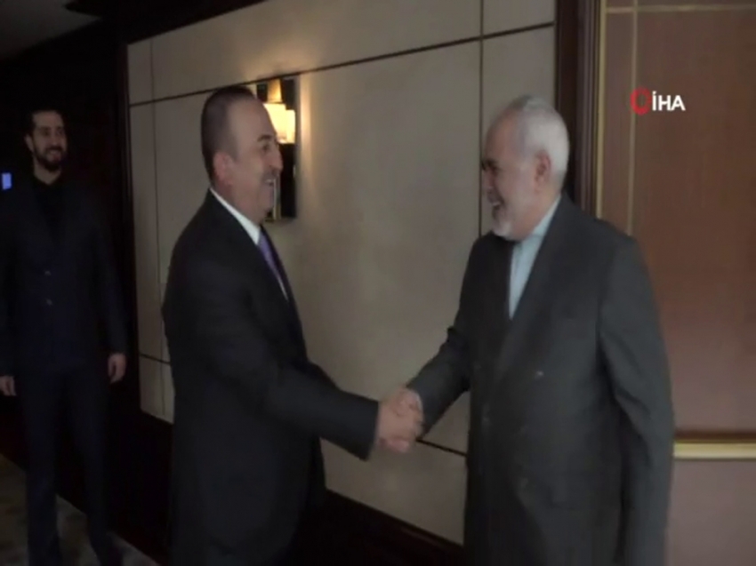 Bakan Çavuşoğlu, İranlı mevkidaşı Zarif ile bir araya geldi