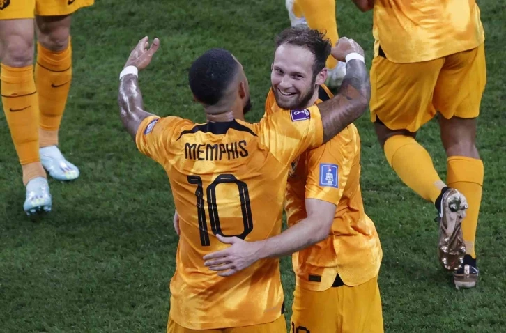 Dünya Kupası'nda ilk çeyrek finalist Hollanda oldu