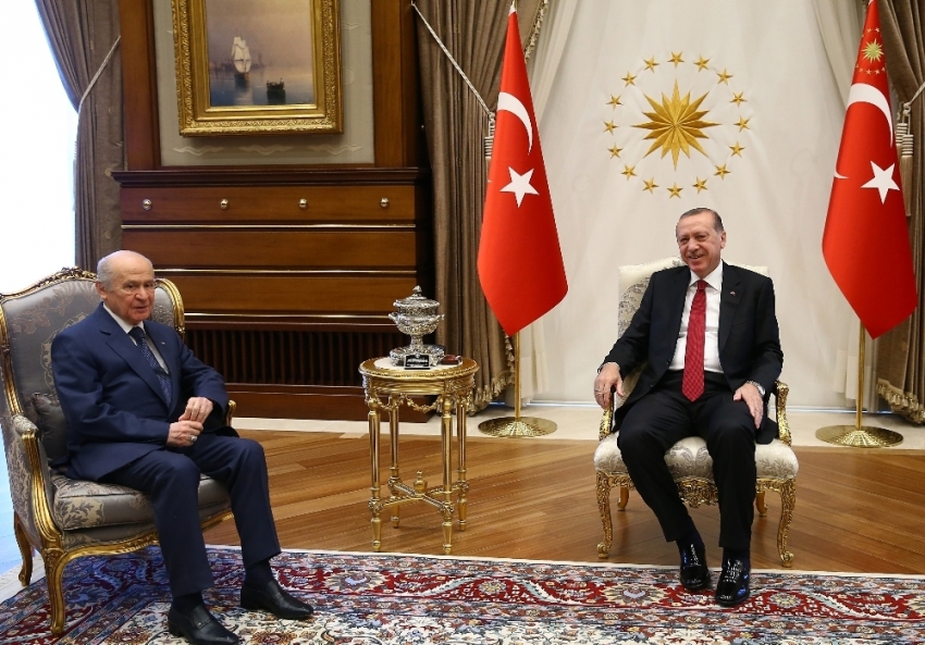 Erdoğan, Bahçeli'yi kabul etti