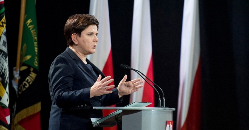 Polonya’nın yeni Başbakanı görevi devraldı