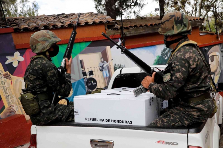 Honduras’ta halk devlet başkanlığı ve genel seçimler için sandık başında
