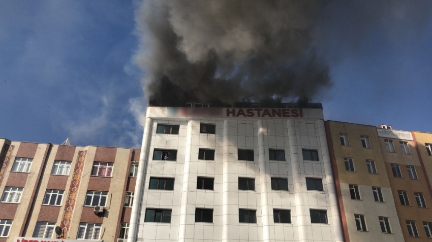 Sultanbeyli’deki özel hastaneden yangınla ilgili açıklama
