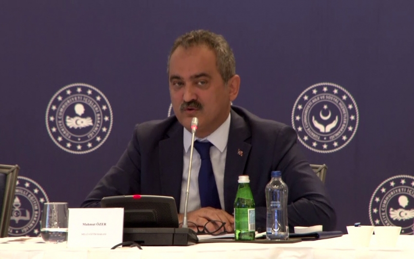 Milli Eğitim Bakanı Mahmut Özer Şiddet ve Medya Çalıştayı”na katıldı