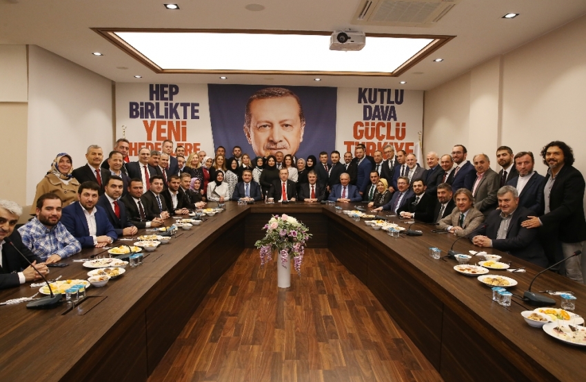 Erdoğan: 2019 Mart yerel seçimleri 2019 Kasım’ın işaret fişeğidir