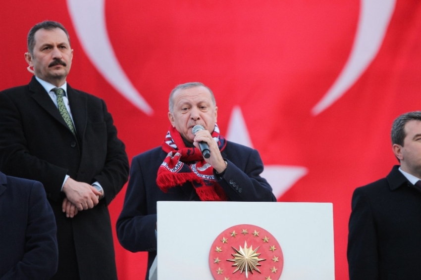 Cumhurbaşkanı Erdoğan, Bergama’da konuştu