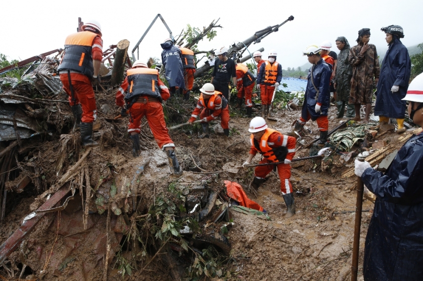 Myanmar’da toprak kayması: 29 ölü