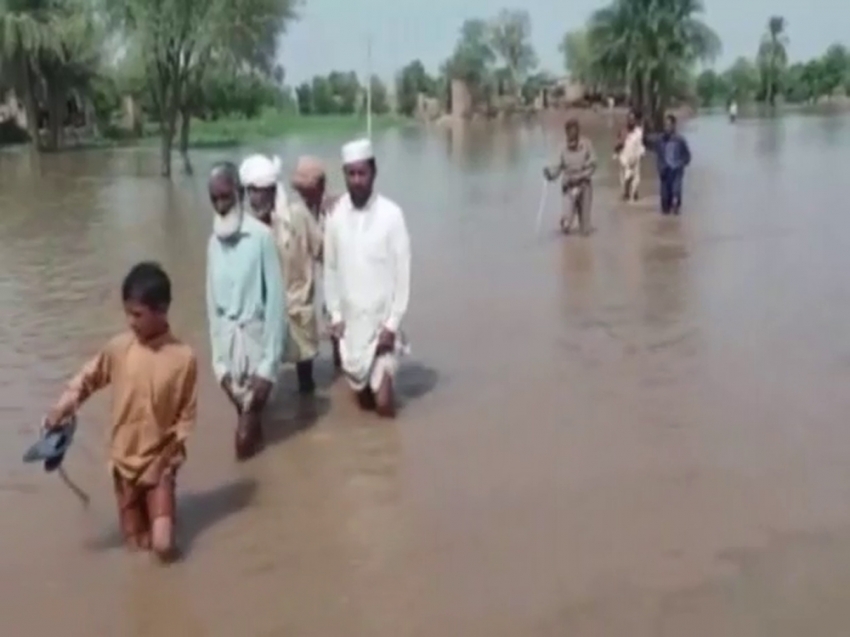 Pakistan’da sel: Yüzlerce insan tahliye edildi