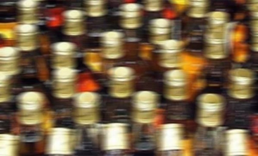 1267 şişe kaçak içki ele geçirildi