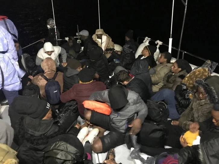 Sahil Güvenlik Ege'de 185 göçmeni kurtardı