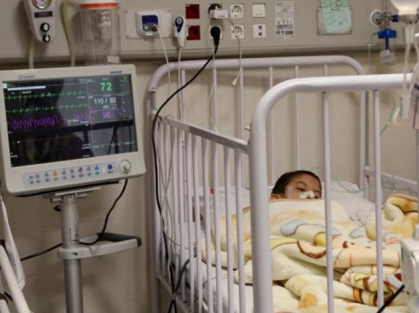 12 günlük bebek corona virüsünden öldü