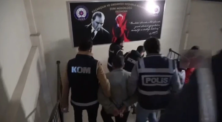 Erzincan’da nitelikli yağma suçundan 4 kişi tutuklandı
