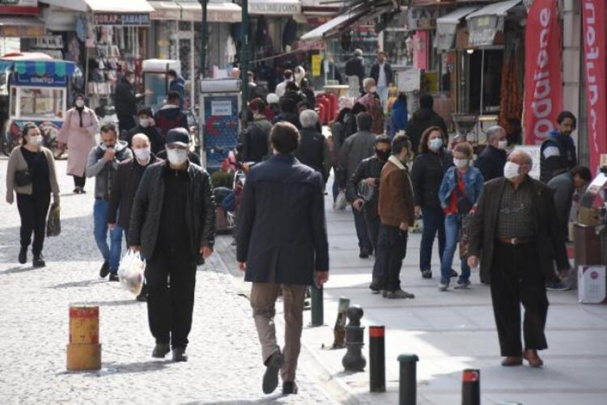 İlde 118 Korona virüs vakası olmasına rağmen sokaklar dolup taştı