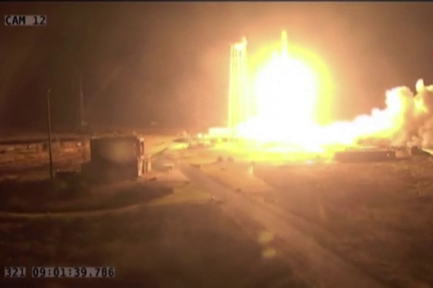 NASA, uzay istasyonuna kargo roketi Antares’i fırlattı