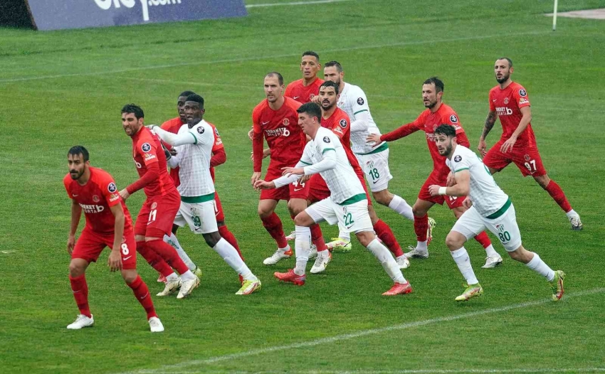 Ümraniyespor : 4- 1 Bursaspor