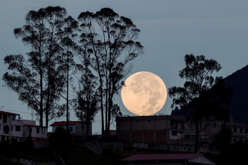 Süper Ay Çin’de görüntülendi