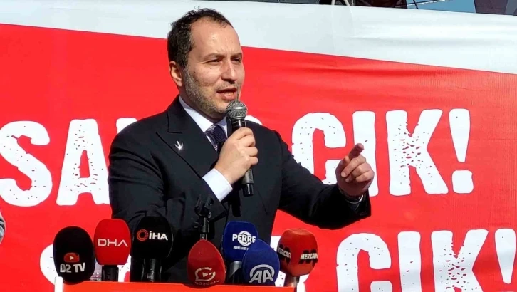 Fatih Erbakan: “Türkiye’nin dört bir yanında en çok konuşulan parti hangisi? Tabi ki Yeniden Refah Partisi"