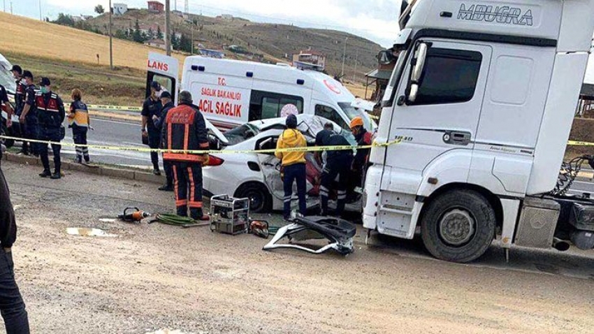 Korkunç kaza: Bursa plakalı araçta bulunan aile...
