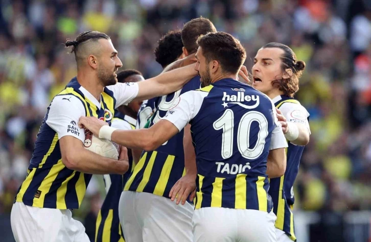 Fenerbahçe, sezonu İstanbulspor galibiyetiyle kapattı
