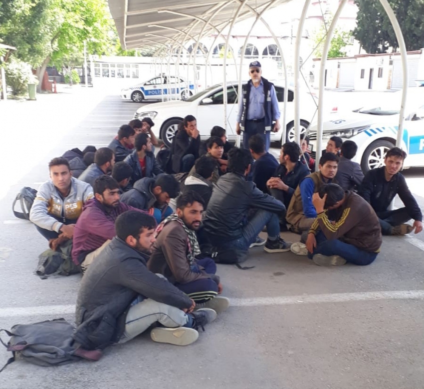 Kayseri’de 21 kaçak göçmen yakalandı