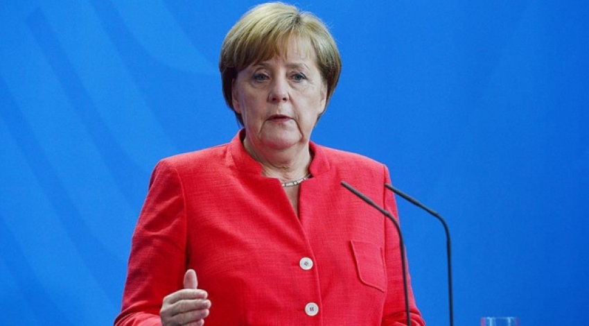 Merkel: “Türkiye ile Gümrük Birliği genişletilmeyecek”