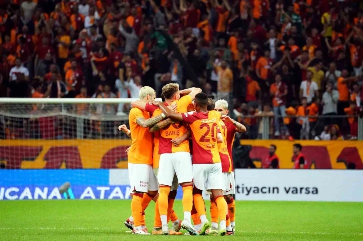 Galatasaray yenilmezliğini 20 maça çıkardı
