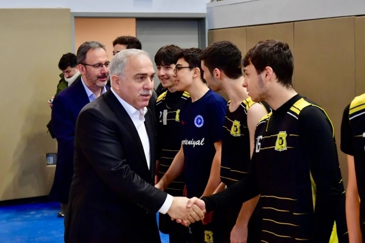 Gençlik ve Spor Bakanı Bak: "Türkiye Avrupa’nın ve dünyanın en modern stadyumlarına sahip”
