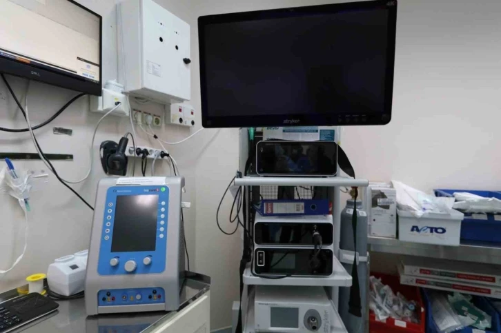 Genel Cerrah Suat  Evirgen: “Guatr ameliyatı sinir monitörizasyon cihazı ile daha güvenli”
