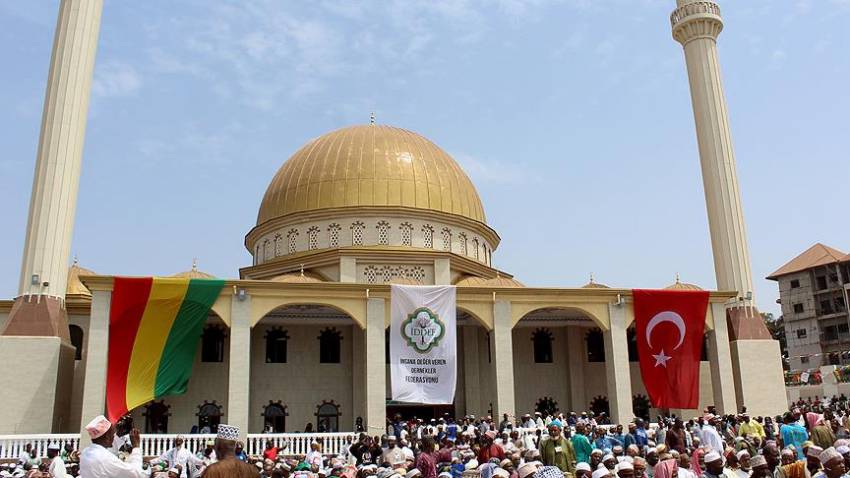 Sultan II. Abdülhamid Han Camisi açıldı