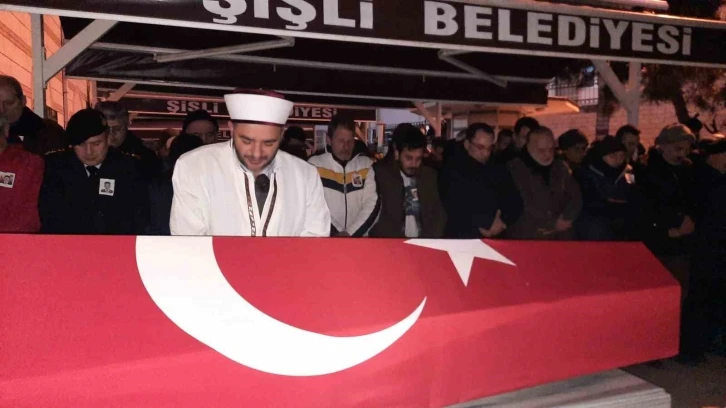 Hatay’da depremde vefat eden Uzman Çavuş Cemalettin Öğ İstanbul’da son yolculuğuna uğurlandı
