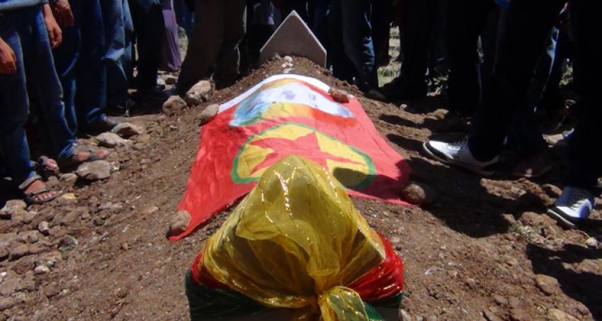 HDP mitinginde ölenlerden biri toprağa verildi