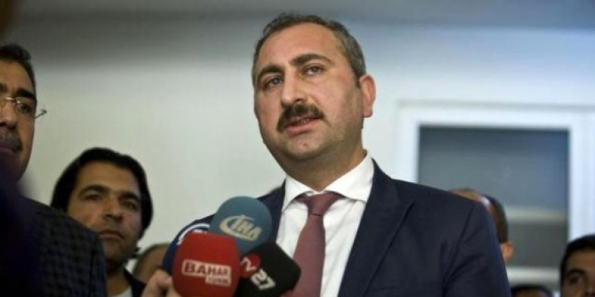 Adalet Bakanı Gül'den Çiftlik Bank açıklaması!