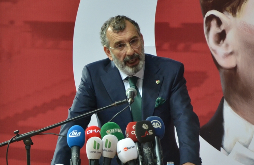 Akdemir kürsüde Önder Özen'i açıkladı