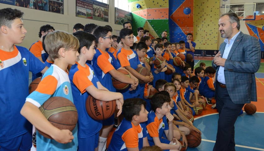 İnegöl Belediyespor’da Yaz Spor Okulları başladı