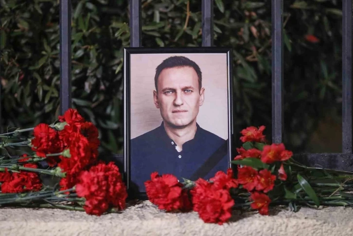 İngiltere’den Navalny’nin öldüğü cezaevinin 6 Rus yetkilisine yaptırım

