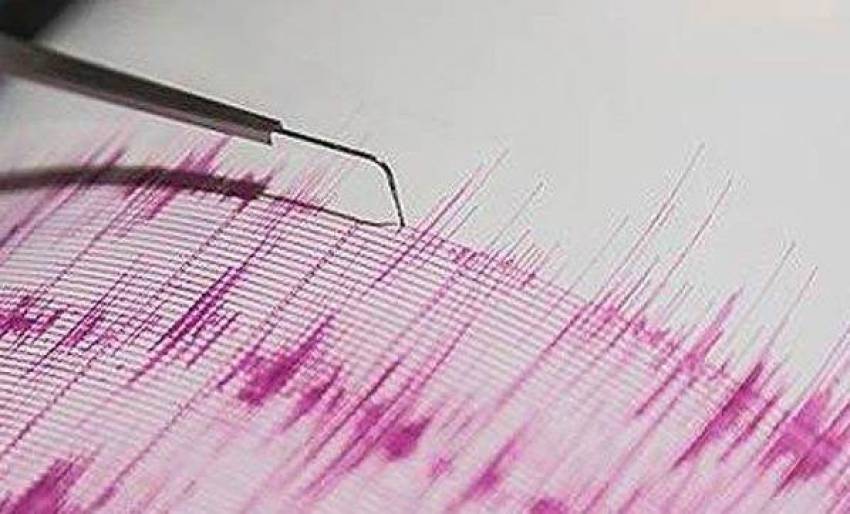 İran'da 5 şiddetinde deprem