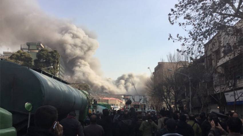 İran'da 17 katlı bina çöktü!