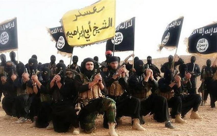 IŞİD panik içinde: Rakka'yı mayın ve hendeklerle çevirdi