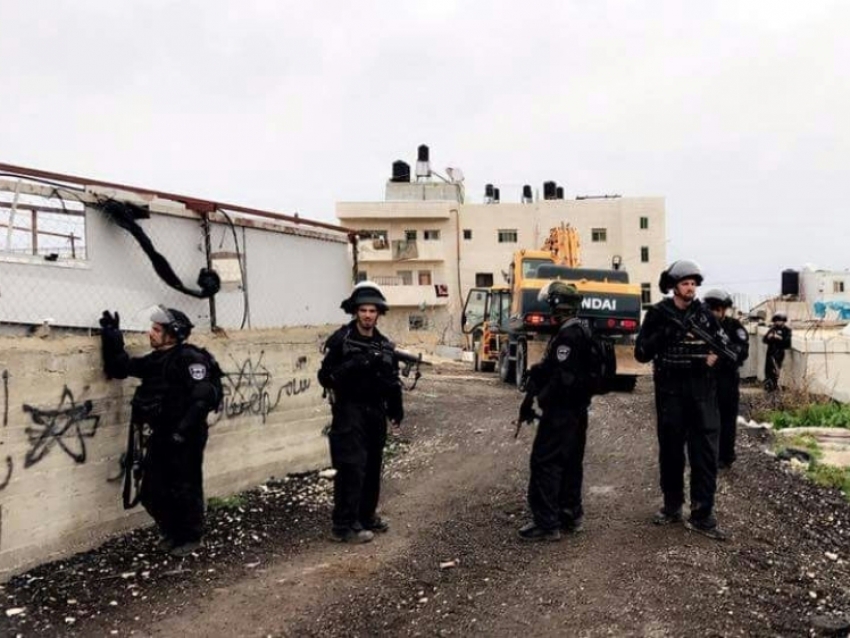 İsrail güçleri 200 kişiyi gözaltına aldı