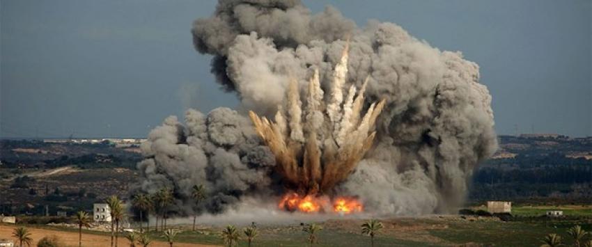 İsrail'den Gazze'yi bombaladı