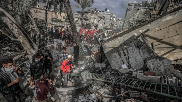 İsrail ordusunun, Gazze'deki saldırılarında çok sayıda kişi öldü ve yaralandı