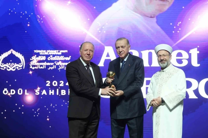 İyilik Ödülü sahibi Seferoğlu: “Bin 510 caminin 30 yıl süreyle elektriğini ücretsiz olarak karşılayacağız”

