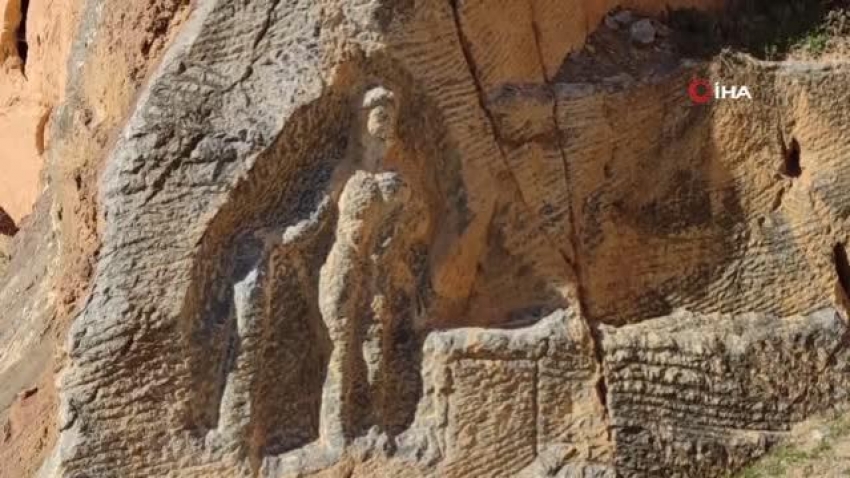 İznik'te 2000 yıllık Herkül kabartması tahrip edildi