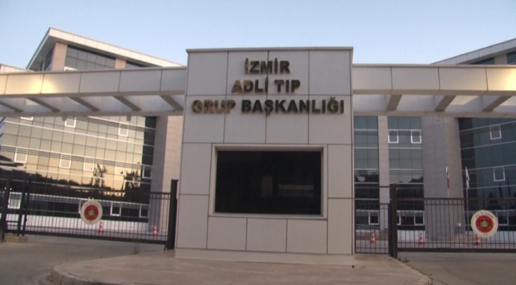 İzmir’de kanlı infaz: Otomobilinde öldürüldü
