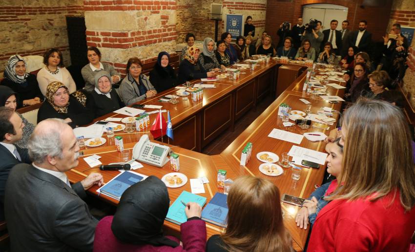 Bursa’da kadın derneklerine tam destek