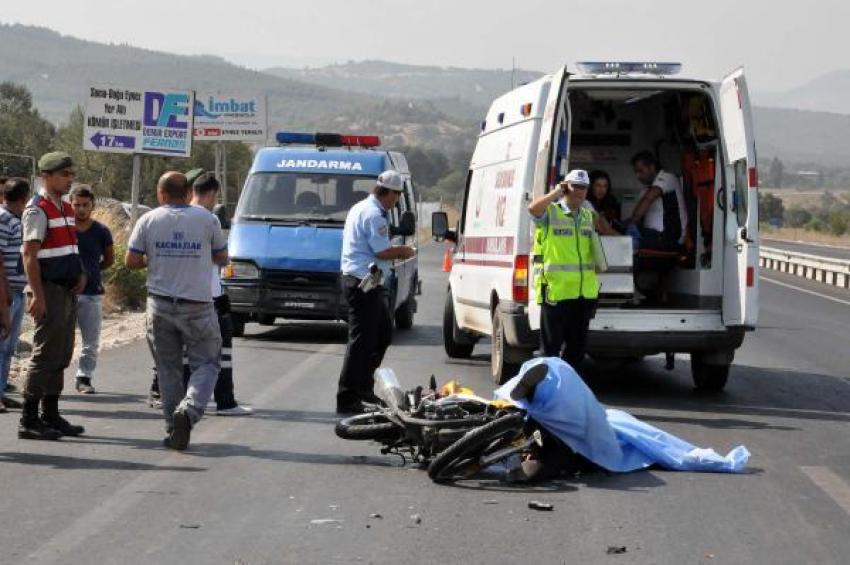 Soma'da motosiklet kamyona çarptı, 1 ölü