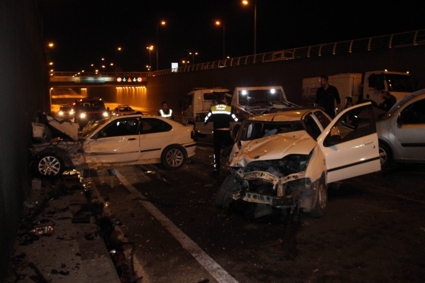 Konya’da zincirleme kaza: 3’ü polis...