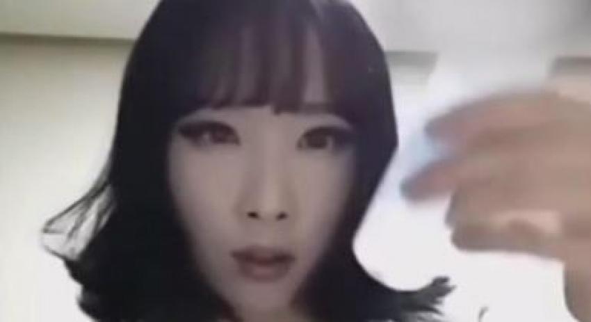 Koreli kız makyajla bakın nasıl değişiyor