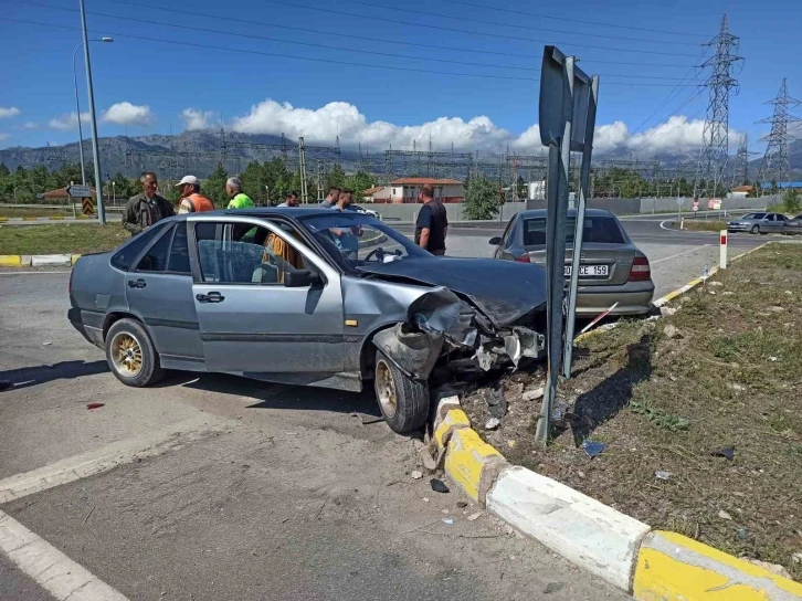 Konya’da 2 ayrı trafik kazası: 3 yaralı
